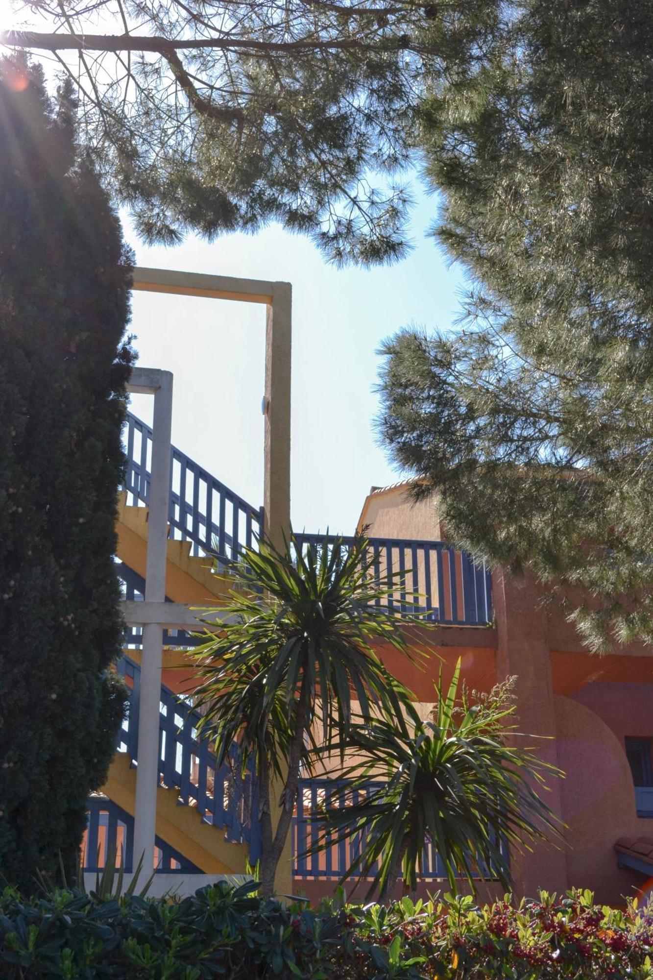 Malibu Village كانيه المظهر الخارجي الصورة