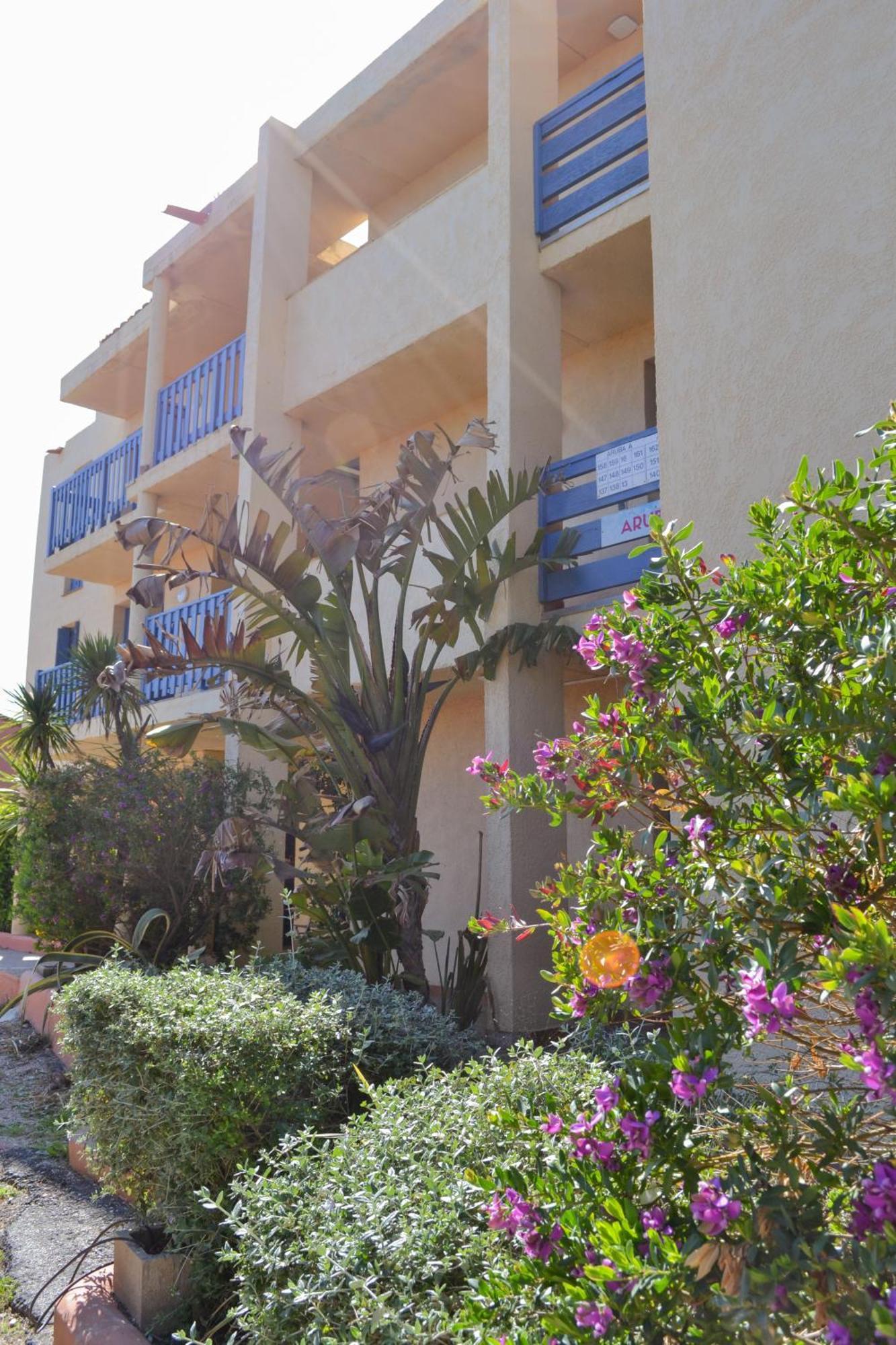 Malibu Village كانيه المظهر الخارجي الصورة